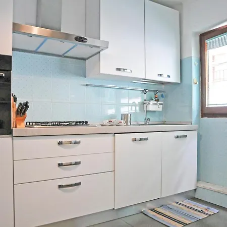 Town House Sleeps 6 With Wifi