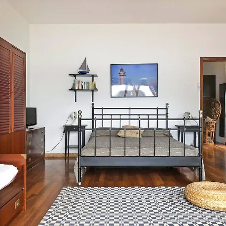 بيت للعطل Town House Sleeps 6 With Wifi
